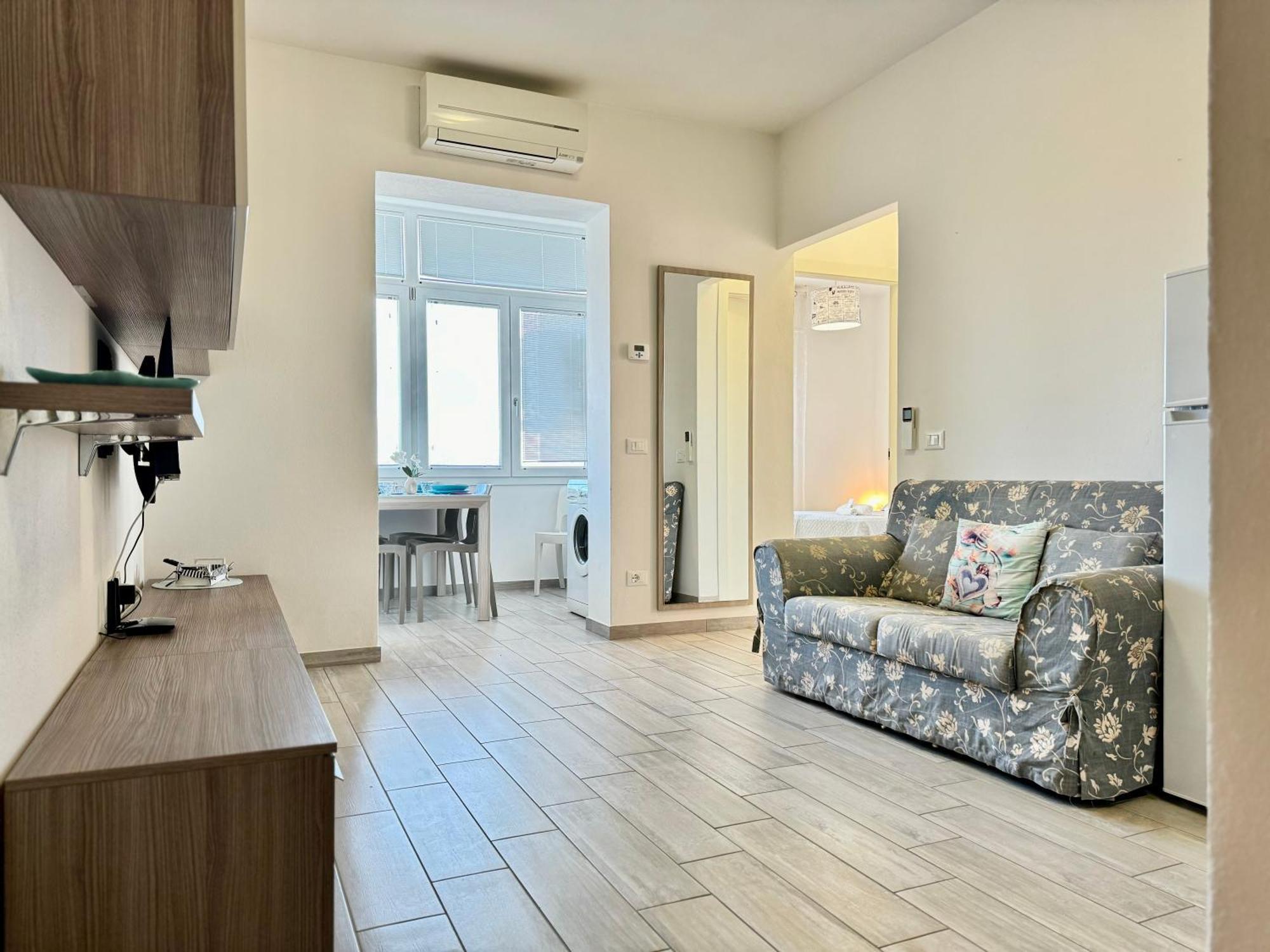 80, Trilocale Al Barbara Apartment Lido Adriano Ngoại thất bức ảnh